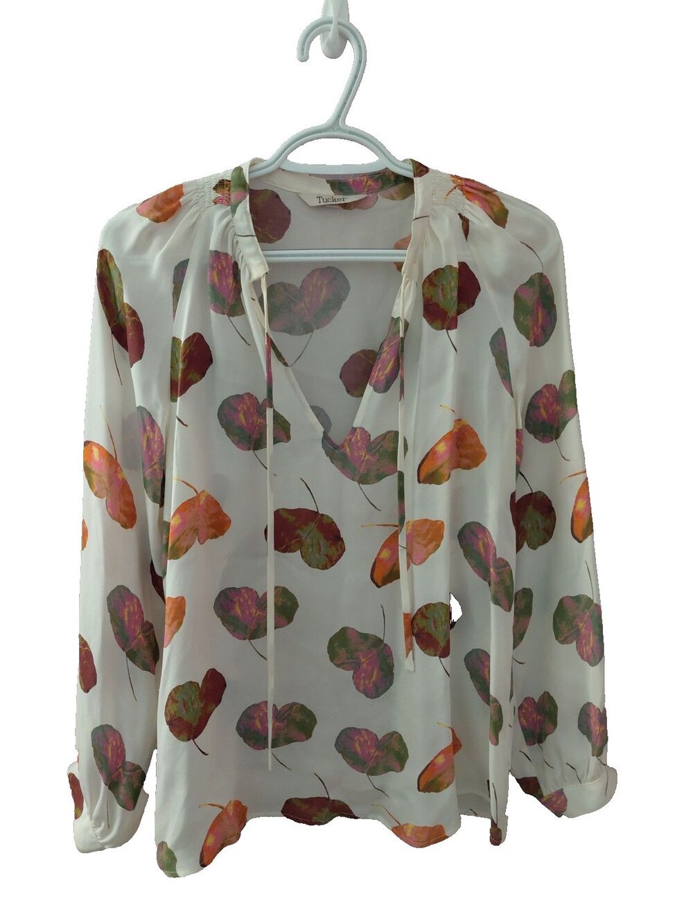 Tucker 100% Silk The Classic Blouse in Colorful Floral Great Lawn Medium